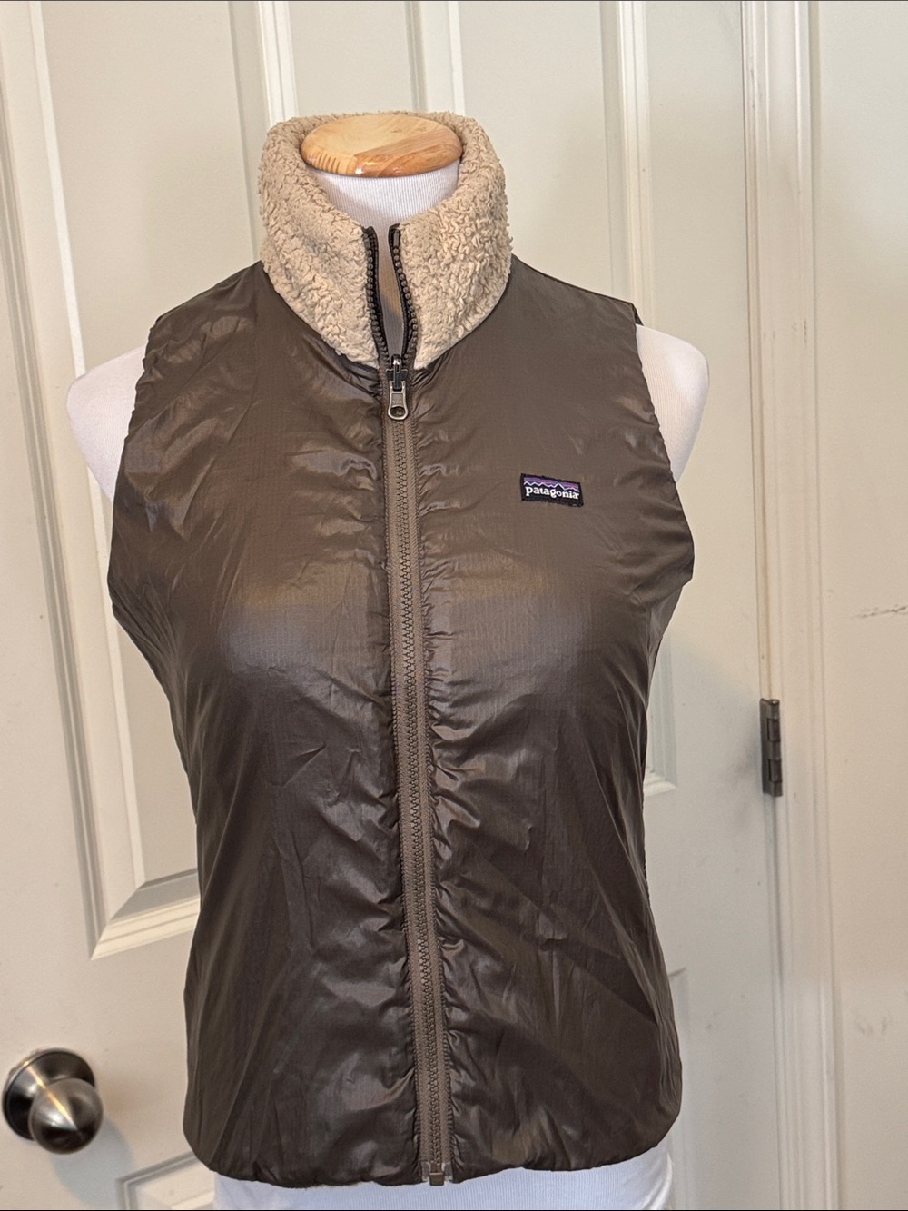 Patagonia Interchangeable Vest with Olive & Cream Sherpa Sides, 2 Vest in One